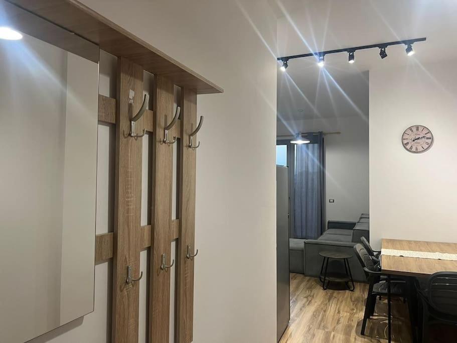 Thyamis Apartment Тирана Экстерьер фото