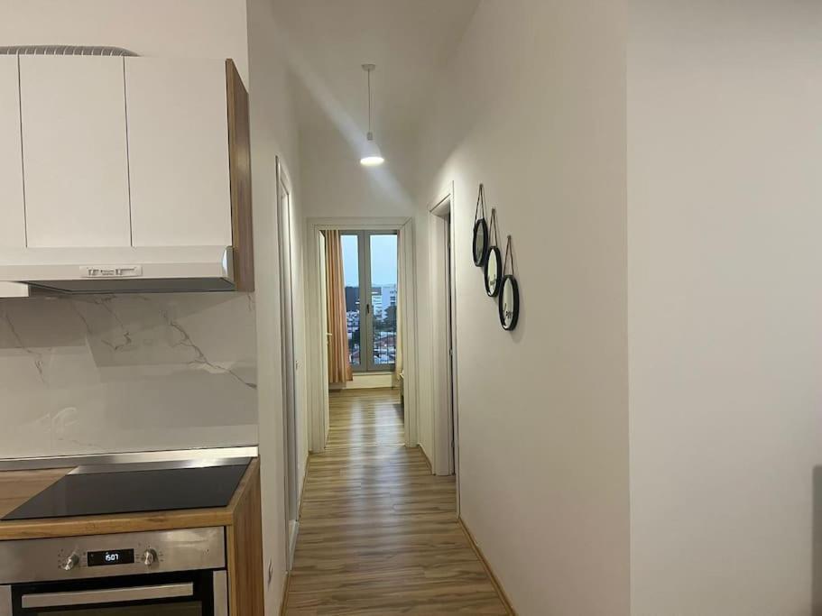Thyamis Apartment Тирана Экстерьер фото