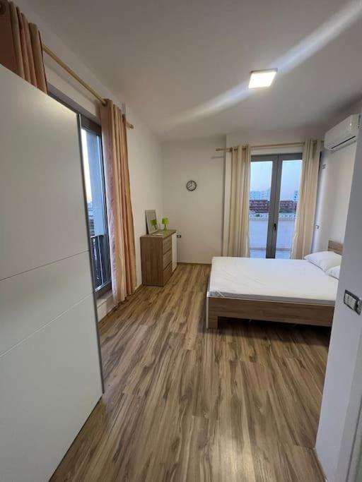 Thyamis Apartment Тирана Экстерьер фото