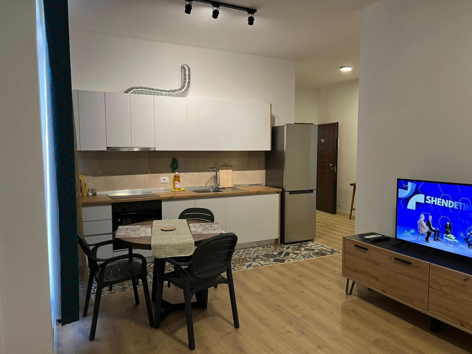 Thyamis Apartment Тирана Экстерьер фото