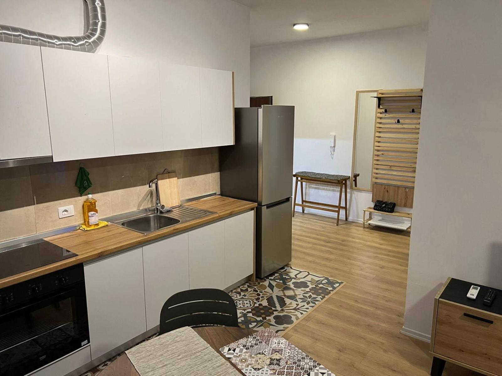 Thyamis Apartment Тирана Экстерьер фото