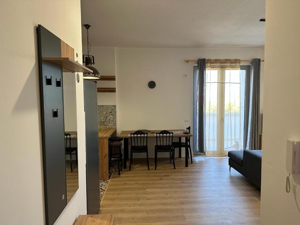 Thyamis Apartment Тирана Экстерьер фото